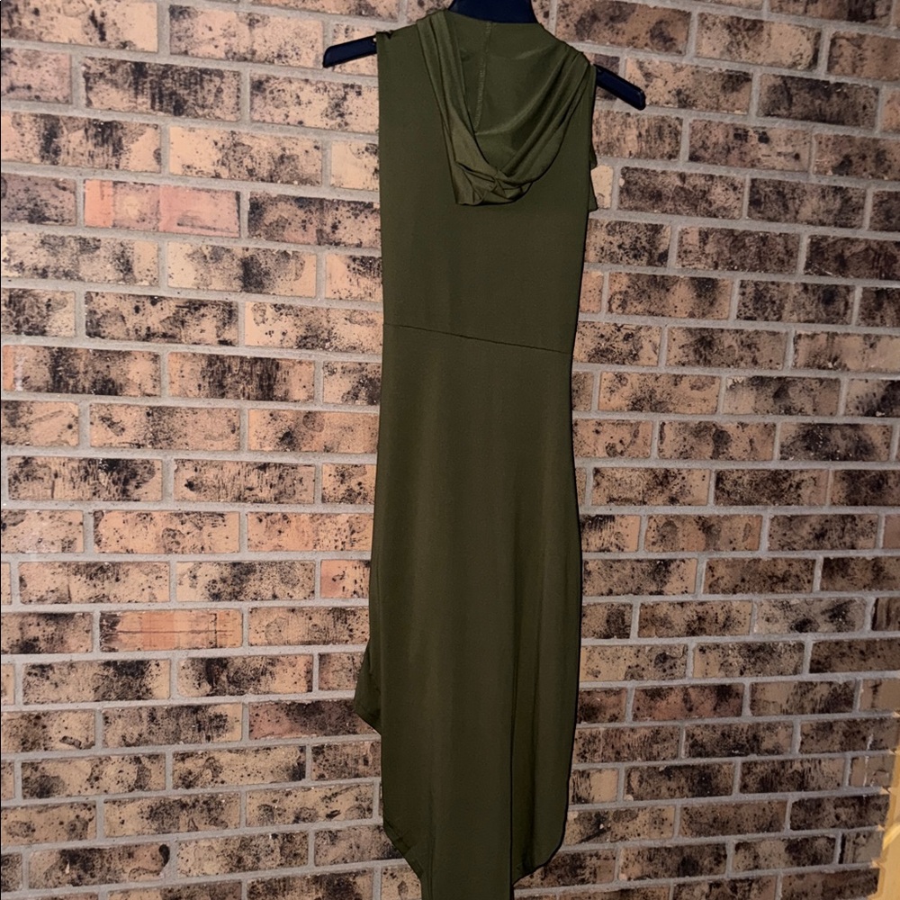 Asymmetrical Olive Green Sleeveless Ruched Dress - Picture 9 of 10